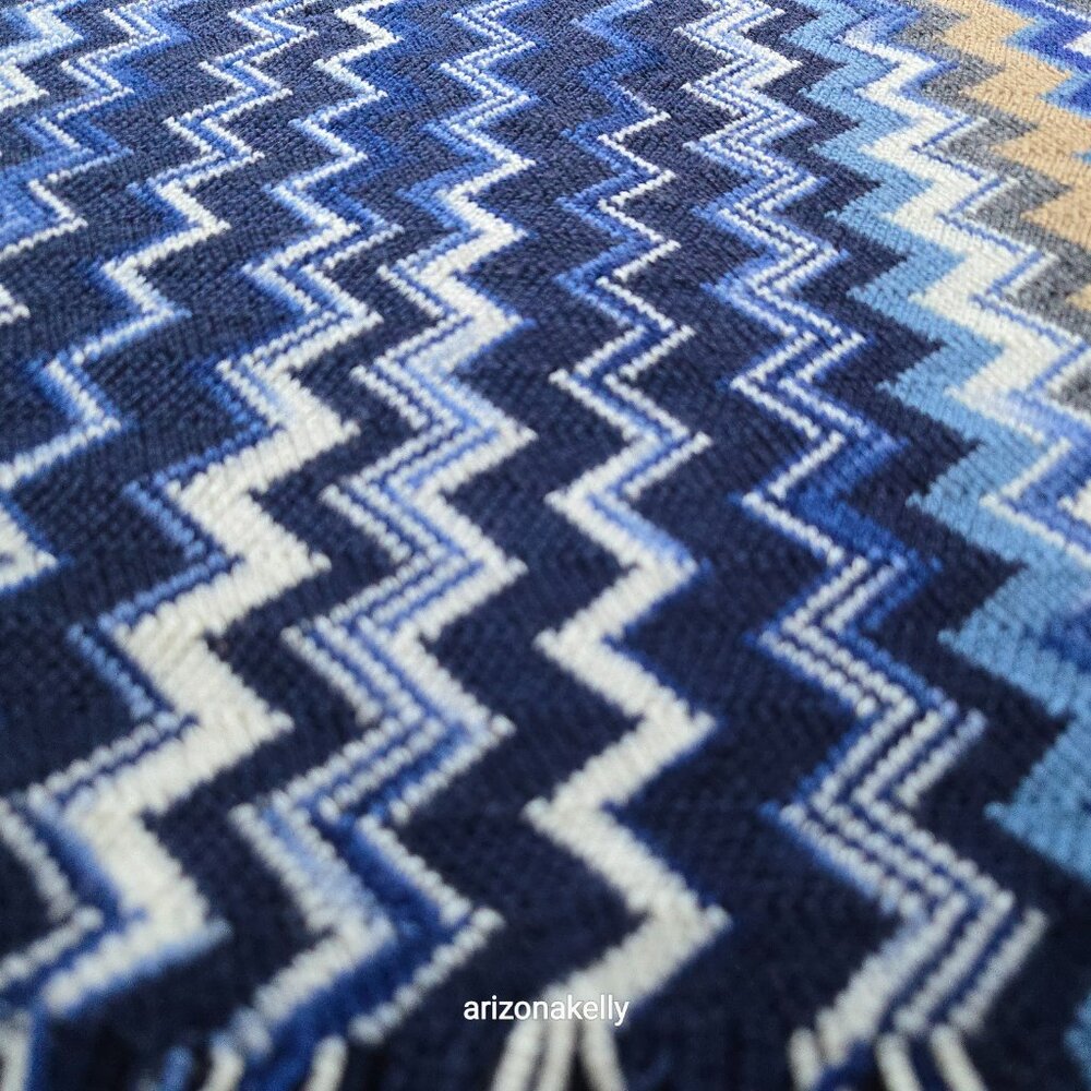 MIssoni 100% Wool Blue Zig Zag Scarf - Picture 10 of 15